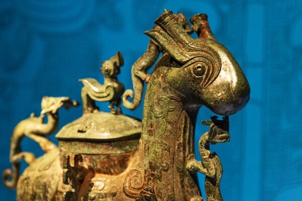 Descubre el Potro Volador: Un Tesoro de Bronce Antiguo que Cautiva Pekín Descubre_el_Potro_Volador__Un_Tesoro_de_Bronce_Antiguo_que_Cautiva_Peki_n