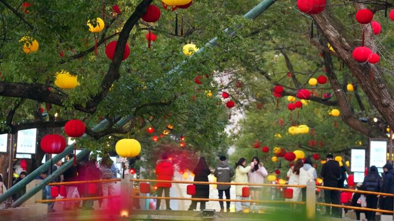 Descubre_el_encantador_pueblo_antiguo_Huishan_de_Wuxi_antes_del_An_o_de_la_Serpiente