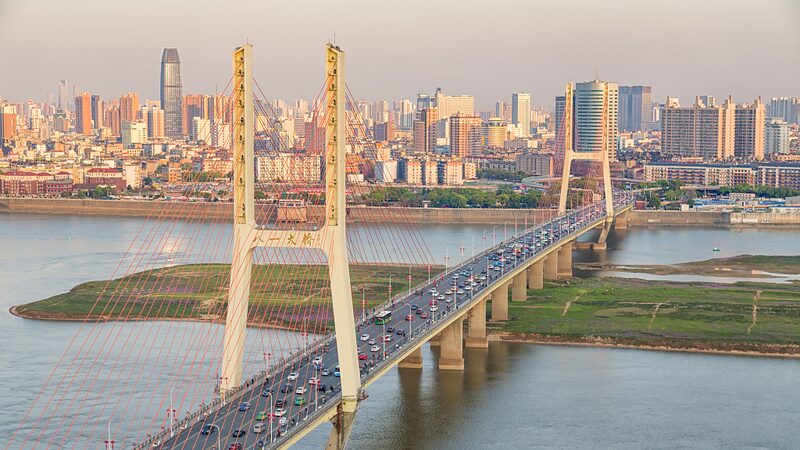 Descubre_el_impresionante_Puente_Bayi_en_Jiangxi__ video poster