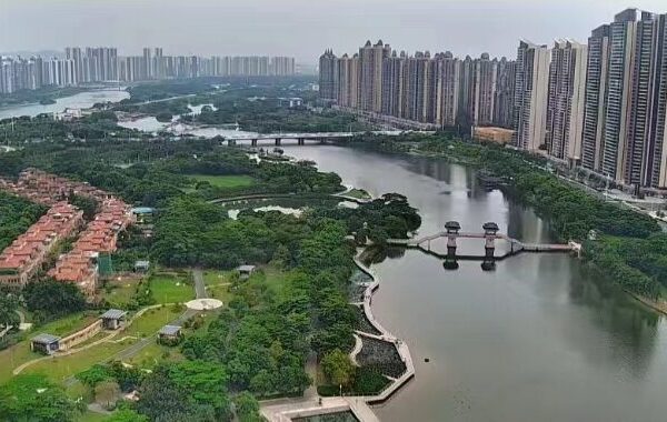 Descubre la Belleza Natural del Parque del Lago Jinshan en la Ciudad de Huizhou Descubre_la_Belleza_Natural_del_Parque_del_Lago_Jinshan_en_la_Ciudad_de_Huizhou video poster