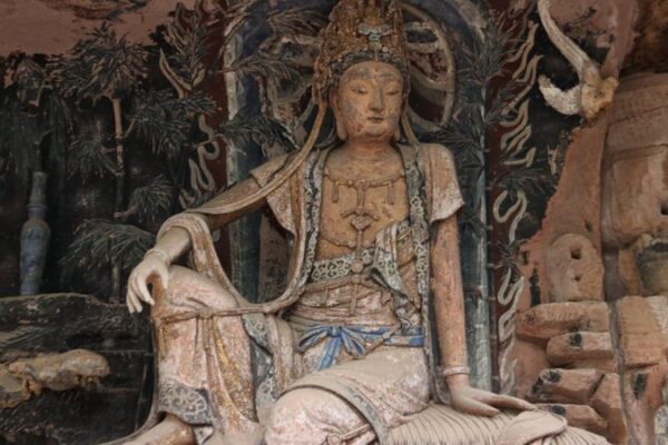 Descubre_la_Cueva_Pilu__Una_Joya_Cultural_Milenaria_en_Sichuan