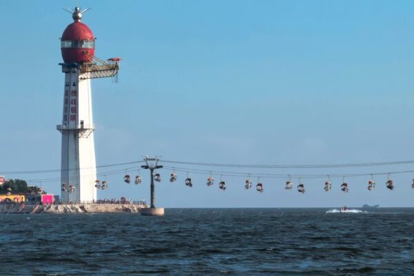 _Descubre_la_emocionante_aventura_del_telefe_rico_sobre_el_mar_en_Qinhuangdao____
