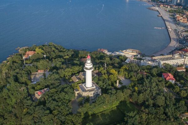 Descubre la magia de la montaña Yantai: Un faro en la provincia de Shandong Descubre_la_magia_de_la_montan_a_Yantai__Un_faro_en_la_provincia_de_Shandong video poster