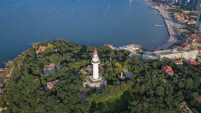 Descubre_la_magia_de_la_montan_a_Yantai__Un_faro_en_la_provincia_de_Shandong video poster