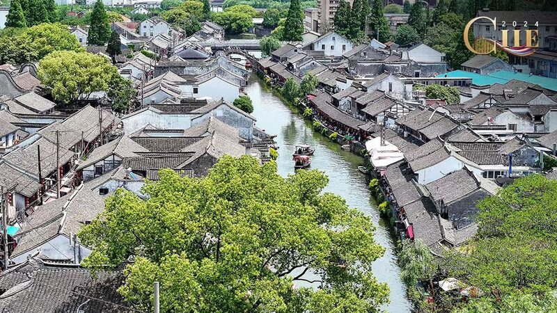 Descubre_la_magia_oton_al_del_antiguo_pueblo_de_Fengjing_en_Shangha_i__ video poster