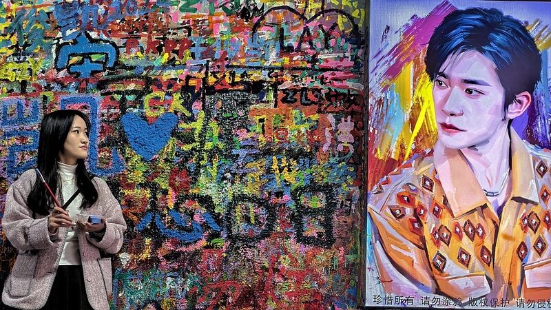 Descubre_la_vibrante_Calle_del_Arte_de_Graffiti_de_Huangjueping_en_Chongqing