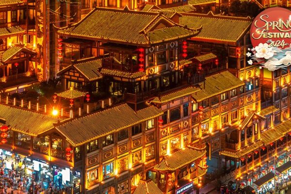 Descubre_las_Encantadoras_Luces_Nocturnas_de_Hongya_Cave_en_Chongqing video poster