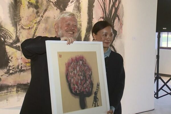 Descubriendo__The_Vibe___Arte__Cultura_e_Innovacio_n_Colisionan___