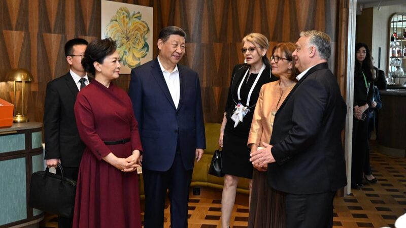Despedida_de_Xi_Jinping_y_Viktor_Orban__Fortaleciendo_la_Amistad_China_Hungri_a__