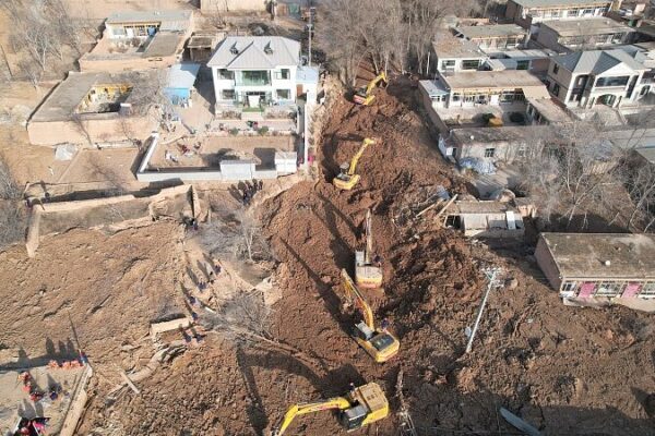 Después del terremoto: Jishishan se reconstruye con espíritu comunitario y alegría del solsticio de invierno Despue_s_del_terremoto__Jishishan_se_reconstruye_con_espi_ritu_comunitario_y_alegri_a_del_solsticio_de_invierno video poster
