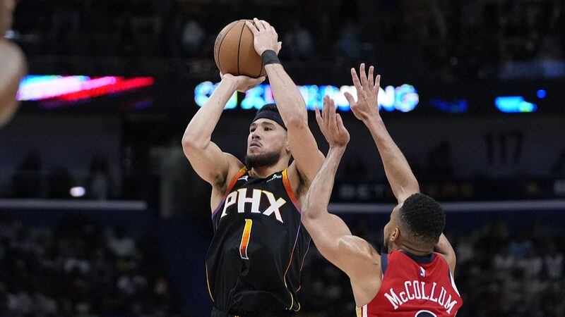 __Devin_Booker_devora_a_los_Pelicans_con_52_puntos_en_la_victoria_de_los_Suns