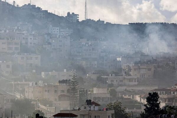 Día 70: Gaza enfrenta ataques implacables en medio de llamados a un alto al fuego Di_a_70__Gaza_enfrenta_ataques_implacables_en_medio_de_llamados_a_un_alto_al_fuego video poster