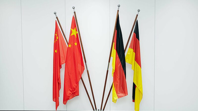 Dia_logo_Financiero_entre_China_y_Alemania__Aleja_ndose_del_Desacoplamiento__