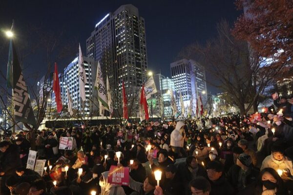 _Drama_en_Corea_del_Sur__Oposicio_n_presenta_mocio_n_para_destituir_al_presidente_Yoon