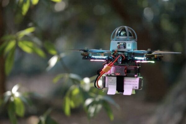 Drones de IA chinos vuelan solos por los bosques 🌲🚁 Revolucionando la respuesta a desastres Drones_de_IA_chinos_vuelan_solos_por_los_bosques____Revolucionando_la_respuesta_a_desastres video poster