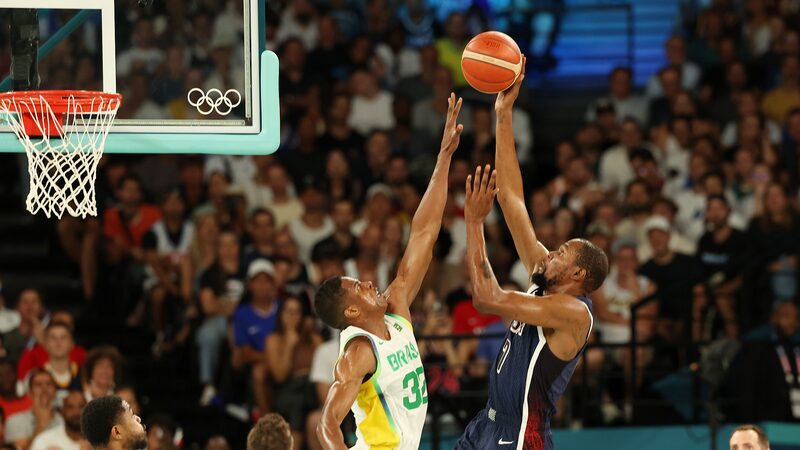 EE__UU___Francia__Serbia_y_Alemania_avanzan_a_las_semifinales_de_baloncesto_masculino_en_Pari_s_2024__