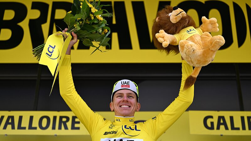 _E_pica_Victoria__Pogacar_Derrota_a_Vingegaard_y_Toma_el_Liderato_del_Tour