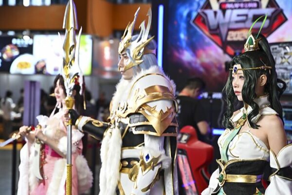 _E_picas_victorias_de_co_mics_y_diversio_n_de_cosplay_en_el_festival_de_animacio_n_ma_s_popular_de_China_en_Guangzhou_