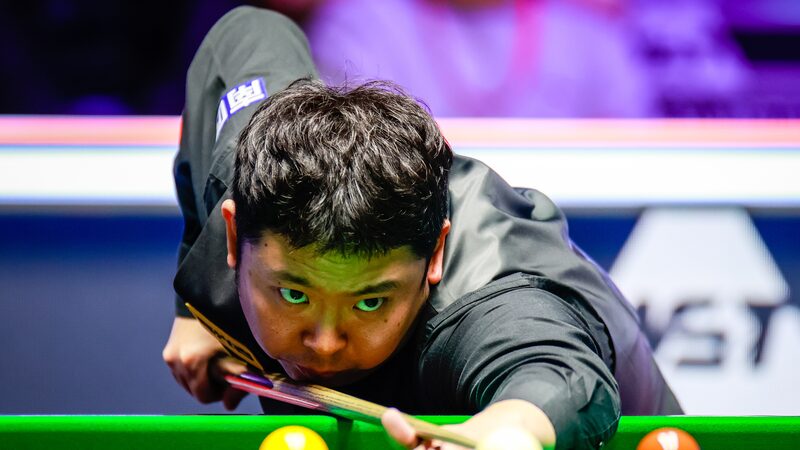 _E_pico_regreso__Zhang_Anda_derrota_a_Stuart_Bingham_en_el_Campeonato_del_Reino_Unido