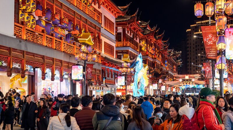 El_An_o_Nuevo_2025_de_China_comienza_con_un_aumento_en_viajes_y_gastos__
