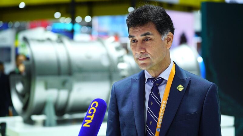 El_CEO_de_GE_Vernova_siente_buenas_vibras_despue_s_del_simposio_del_premier_Li_en_la_CIIE__ video poster