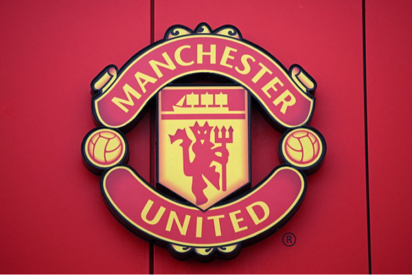 El CEO de Man Utd, Omar Berrada: ¡No gastar de más en transferencias! 💰🚫 El_CEO_de_Man_Utd__Omar_Berrada___No_gastar_de_ma_s_en_transferencias____