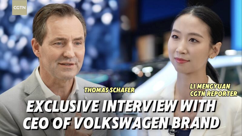 El_CEO_de_Volkswagen_promete___Pase_lo_que_pase__nos_quedamos_en_China_____ video poster