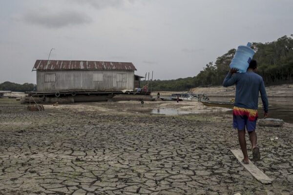 El_Calentamiento_Global_Detra_s_de_la_Sequi_a_Re_cord_en_el_Amazonas__Dicen_Investigadores___