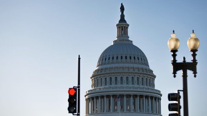 El_Congreso_de_EE__UU__busca_reducir_la_dependencia_de_China__una_potencial_arma_de_doble_filo