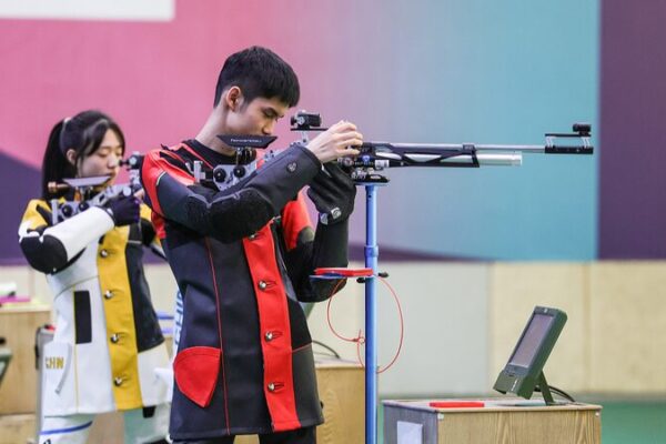 El Consejero de Estado Chino Anima a los Atletas Antes de los Juegos Olímpicos de París 🏅 El_Consejero_de_Estado_Chino_Anima_a_los_Atletas_Antes_de_los_Juegos_Oli_mpicos_de_Pari_s__