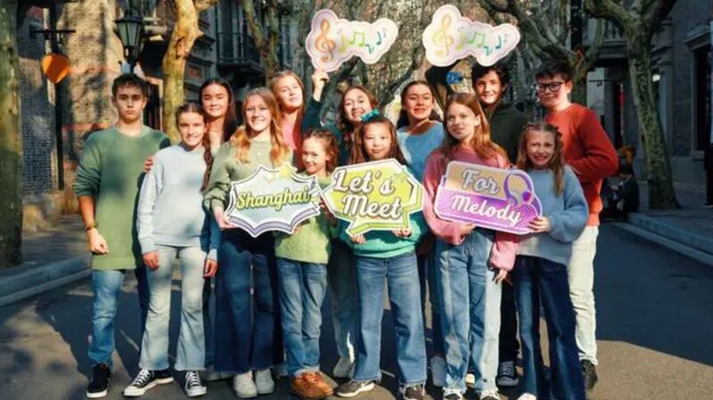 _El_Coro_Infantil_Americano__Una_Voz__Serenata_las_Calles_de_Shangha_i_