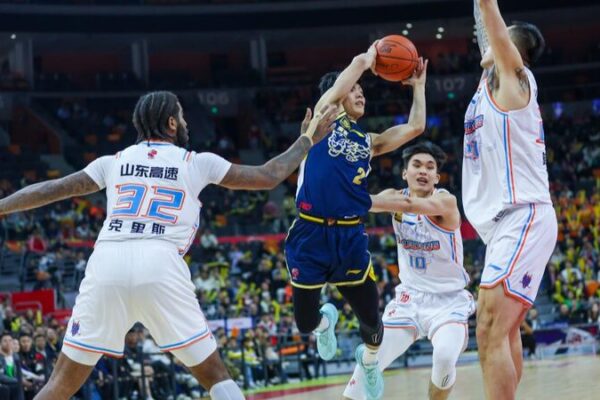 El_E_pico_Regreso_de_Guangdong___Los_Tigres_del_Sur_Rugen_a_su_Segunda_Victoria_Consecutiva____