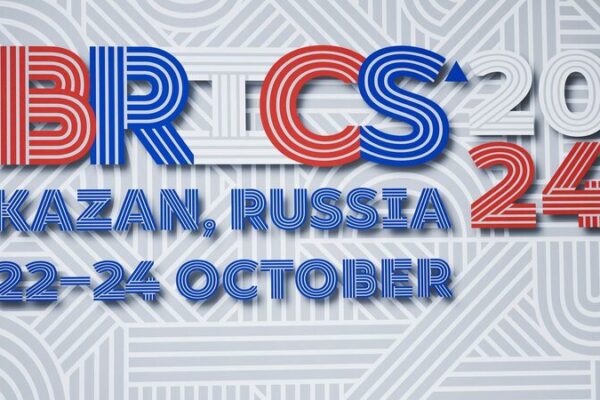 _El_Encuentro_E_pico_en_el_BRICS__Xi_Jinping_y_Putin_se_reu_nen_en_Kaza_n video poster