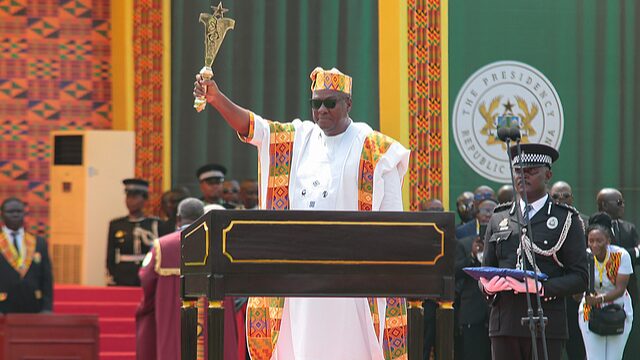 El_Enviado_Especial_de_China_Asiste_a_la_Investidura_del_Presidente_de_Ghana__