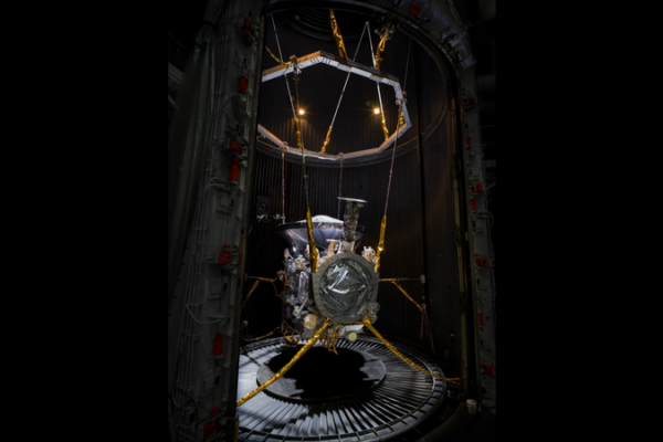 El_Europa_Clipper_de_la_NASA_pasa_pruebas_y_esta__listo_para_explorar_la_luna_helada_de_Ju_piter_en_un_viaje_e_pico__