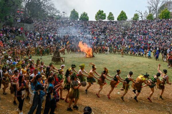 El Festival de Adoración al Fuego Axi Enciende la Celebración Cultural en Yunnan El_Festival_de_Adoracio_n_al_Fuego_Axi_Enciende_la_Celebracio_n_Cultural_en_Yunnan