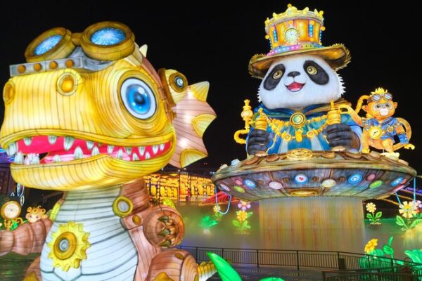 El Festival de Faroles de Zigong Brilla en la Prueba 🌟 El_Festival_de_Faroles_de_Zigong_Brilla_en_la_Prueba__