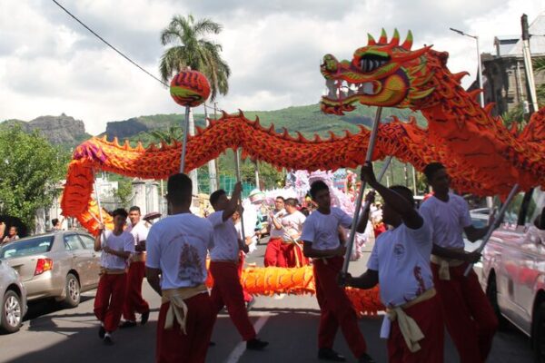 El Festival de Primavera Brilla Globalmente Tras Reconocimiento de la UNESCO 🌟 El_Festival_de_Primavera_Brilla_Globalmente_Tras_Reconocimiento_de_la_UNESCO__