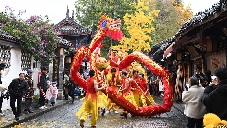 _El_Festival_de_Primavera_Chino_se_Une_al_Patrimonio_de_la_UNESCO__Langzhong_lo_Celebra_en_Grande_