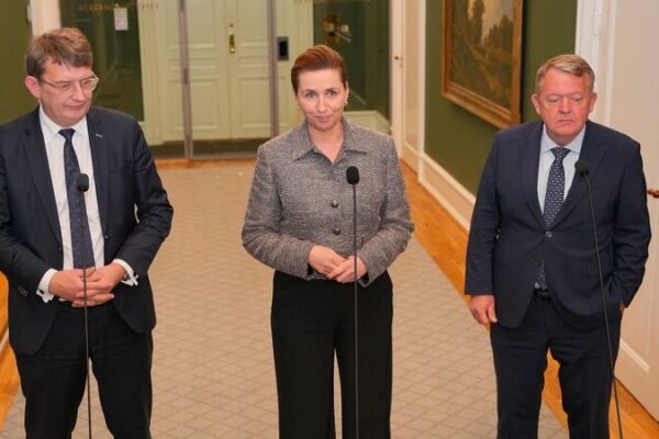 El_Gobierno_Dane_s_Busca_Dia_logo_con_Trump_en_Medio_de_Tensiones_por_Groenlandia