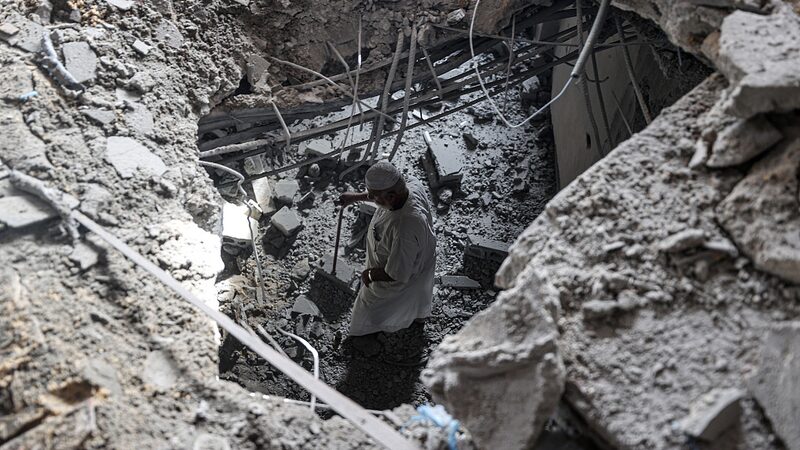 El_Hospital_Al_Shifa_cierra_en_medio_del_conflicto_en_Gaza__ video poster