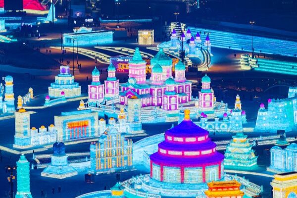 El Mundo de Hielo y Nieve de Harbin Brilla ✨ en la 26ª Temporada Histórica El_Mundo_de_Hielo_y_Nieve_de_Harbin_Brilla___en_la_26a_Temporada_Histo_rica