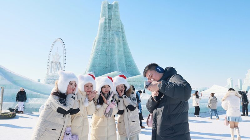 El_Mundo_de_Hielo_y_Nieve_de_Harbin_Cierra___Rompiendo_Re_cords_de_Asistencia_____