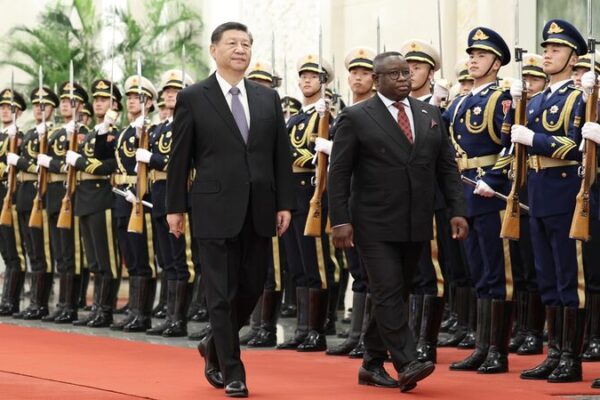 🤝 El Presidente de Sierra Leona fortalece lazos con China en una visita histórica 🌍 __El_Presidente_de_Sierra_Leona_fortalece_lazos_con_China_en_una_visita_histo_rica__