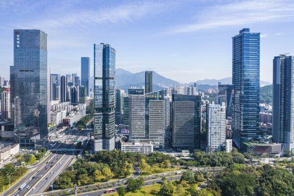 El_Primer_Ministro_Chino_Li_Qiang_lidera_reunio_n_para_impulsar_la_economi_a_de_plataformas__