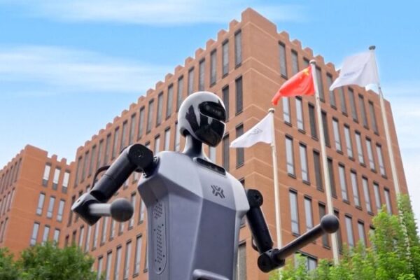El Robot ‘Tiangong’ de China: ¡El Humanoide Eléctrico que Corre como Nosotros! 🚀 El_Robot__Tiangong__de_China___El_Humanoide_Ele_ctrico_que_Corre_como_Nosotros___ video poster