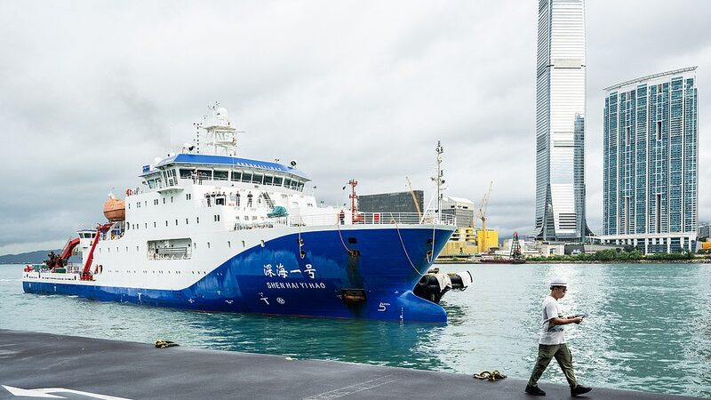 El_Submarino_Jiaolong_de_China_Deja_su_Huella_en_Hong_Kong___
