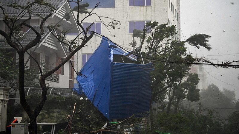 El_Tifo_n_Yagi_Golpea_Vietnam__El_Nu_mero_de_Muertos_Aumenta_a_35_Entre_Deslizamientos_de_Tierra_e_Inundaciones
