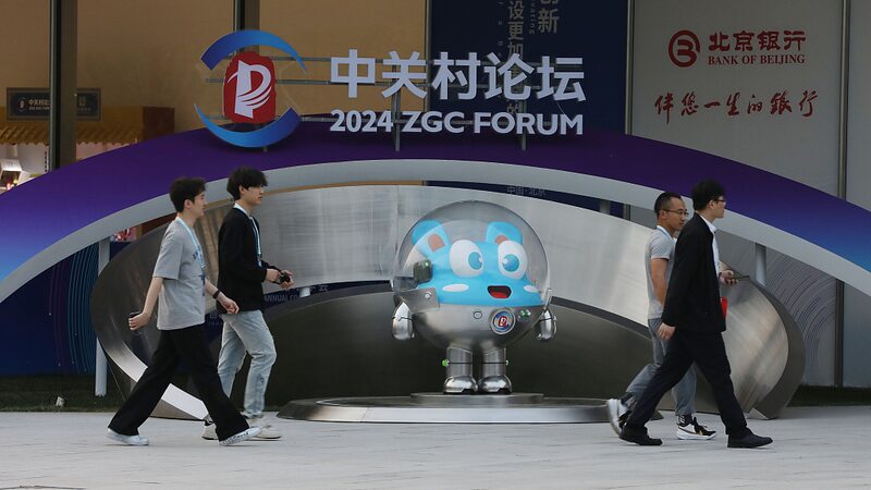 El_Viceprimer_Ministro_de_China_destaca_la_innovacio_n_como_clave_para_el_desarrollo_futuro__