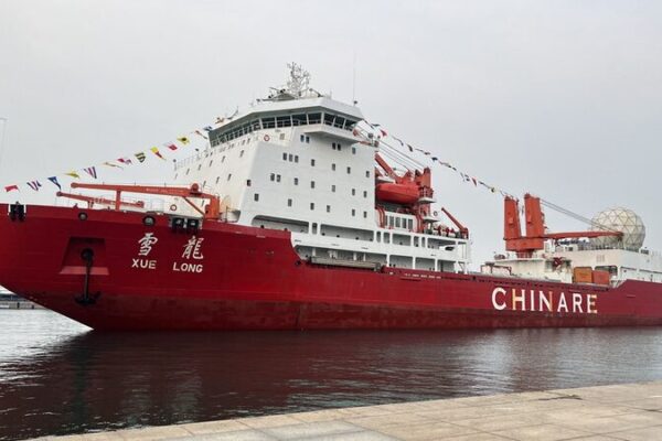 El__Drago_n_de_Nieve__de_China_regresa___40_a_aventura_anta_rtica_completada_____